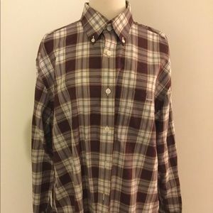 Orvis Plaid button up long sleeve shirt.  Mens Lg